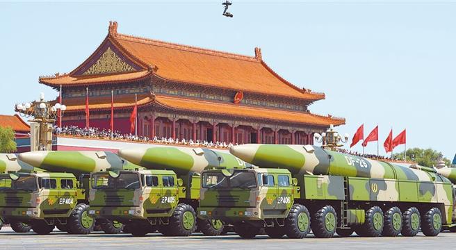 中国大陆今年军费编列多少？ 娄勤俭：保持国防支出合理稳定增长。（中新社）