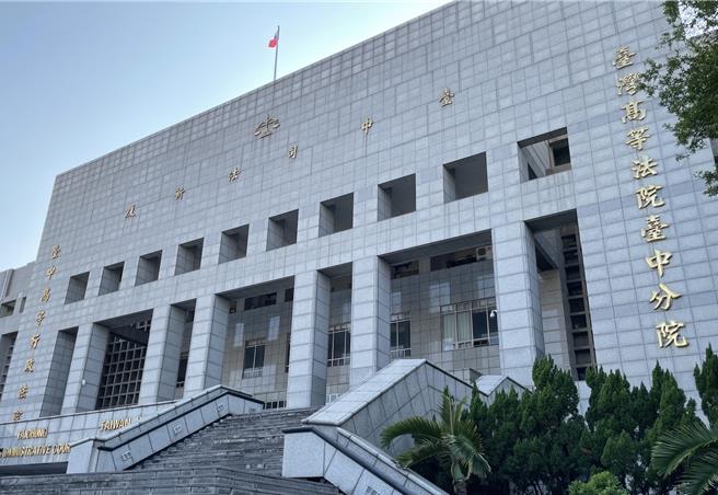 台中市徐姓男子不满违规遭挨罚900元，5年来提讼撤销罚单，甚至对开单机关请求国赔，全遭法官驳回。（王煌忠摄）