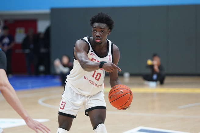 輔大凱德爾11分、17籃板，另有4抄截。（大專體總提供）