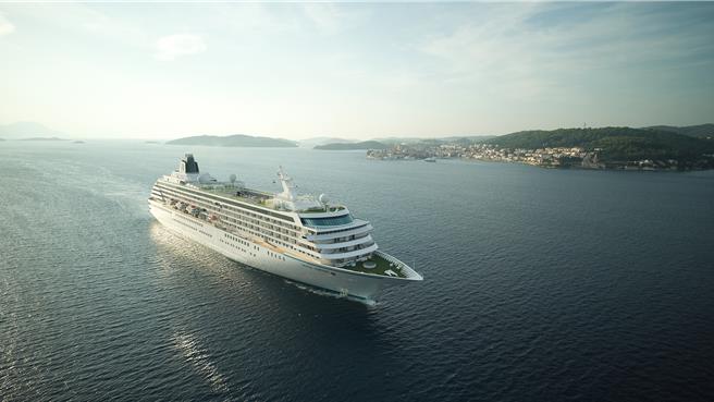 艾旅國際旅行社尊榮代理Crystal Symphony 水晶交響號奢華亮相。（艾旅國際旅行社提供／吳娮翎台北傳真） 