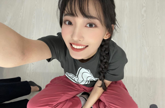 啦啦队女神告前东家曝真实薪水 昔露底裤穿低胸应援网心疼