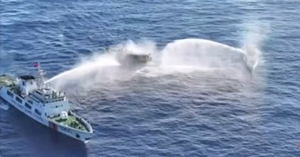 影》南海衝突！陸2海警船「水砲」夾攻菲船 碰撞現場直擊