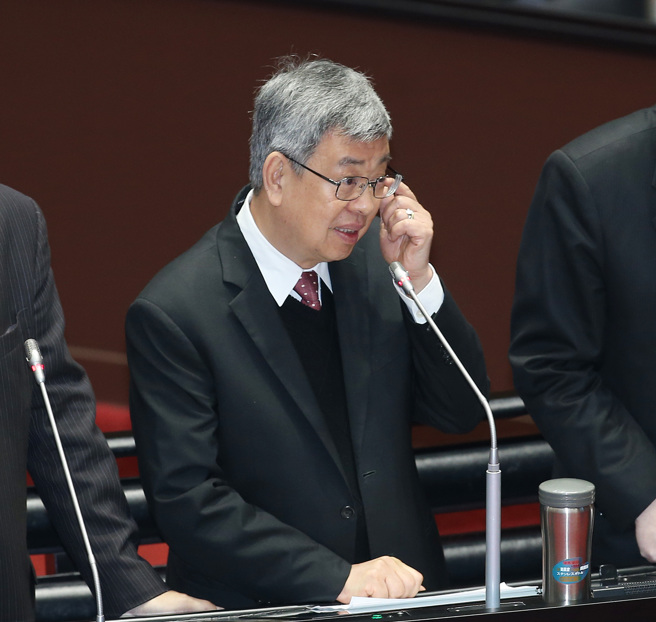 行政院长陈建仁5日在立法院答询。（姚志平摄）