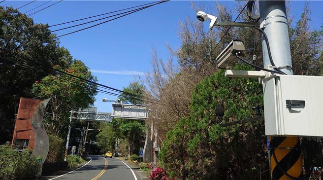 嘉義縣持續加強「環、警、監」稽查，在民眾陳情路段採科技執法，增加使用聲音照相科技系統。（嘉義縣政府提供／呂妍庭嘉義傳真）