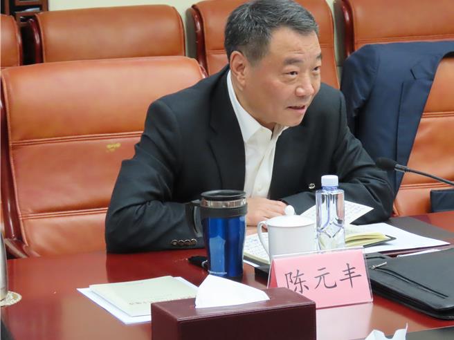 大陸全國政協十四屆二次會議5日下午進行委員小組會議，國台辦副主任陳元豐出席全國台聯界別會議。（朱紹聖攝）