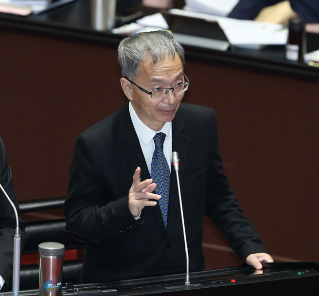 卫福部长薛瑞元。（姚志平摄）