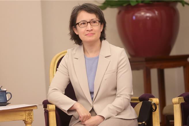 萧美琴主持考委提名审荐小组，即日起接受推荐。（总统府提供）