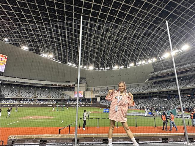 DJ圆圆近来受邀担任棒球赛的中场主持。（DJ圆圆提供）