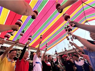 第59届六堆运动会圣火传递起跑 遶境3天到麟洛国中