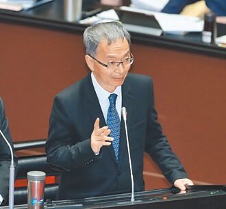 查驗不合格 改名再闖關 藍轟食藥署後知後覺