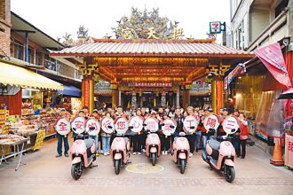 迎白沙屯媽祖 三陽志工擦亮進香路
