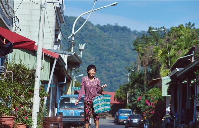 杜蕾在大爱《在光里的人》饰演脑麻患者。（大爱电视提供）
