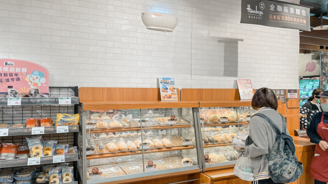 一名网友大推全联的老鹰红豆铜锣烧，表示已经回购很多次。（示意图／杨雅婷摄）