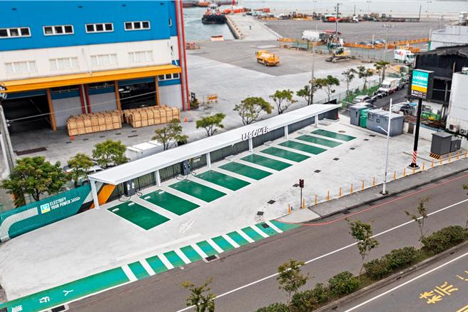 U-POWER与其他充电营运商採取明显不同的站点发展策略，站点多为大型化专用充电场域。（业者提供）