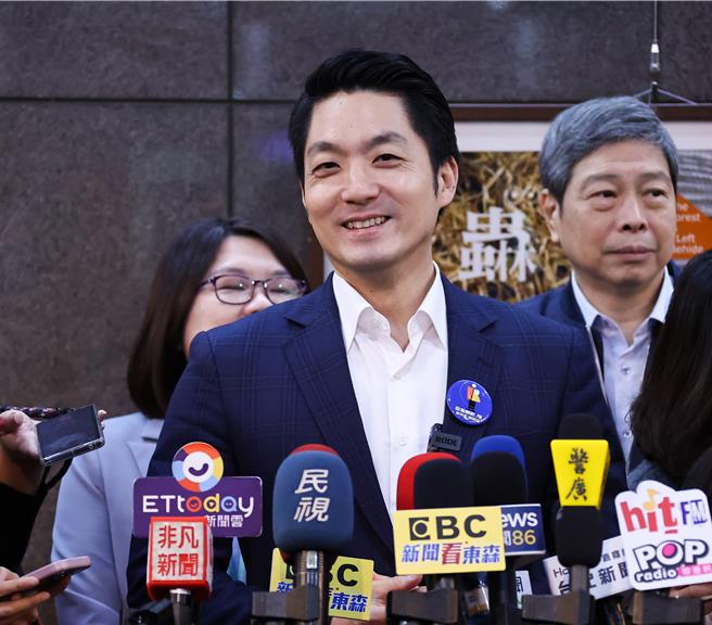 台北市長蔣萬安今(6)日表示，目前大巨蛋還是以舉辦運動賽事為主，但若是有更多帶動整體經濟發展的活動，北市府也都樂觀其成。(羅永銘攝)