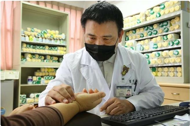 嘉义县整合慈济、奇美2大医院进驻大埔乡，提供媲美小型综合医院的照护服务。（嘉义县政府提供∕吕妍庭嘉义传真）