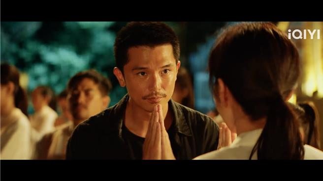 邱澤潛入靈修團體辦案揪內幕。（愛奇藝國際站提供）