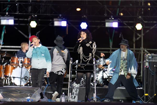 何超儀日前在音樂祭開唱。（Drill Team 162 Limited、The Wild Ones Music Festival提供）