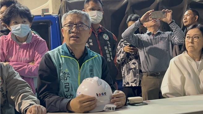台南市土木技師公會說明事件狀況。（曹婷婷攝）
