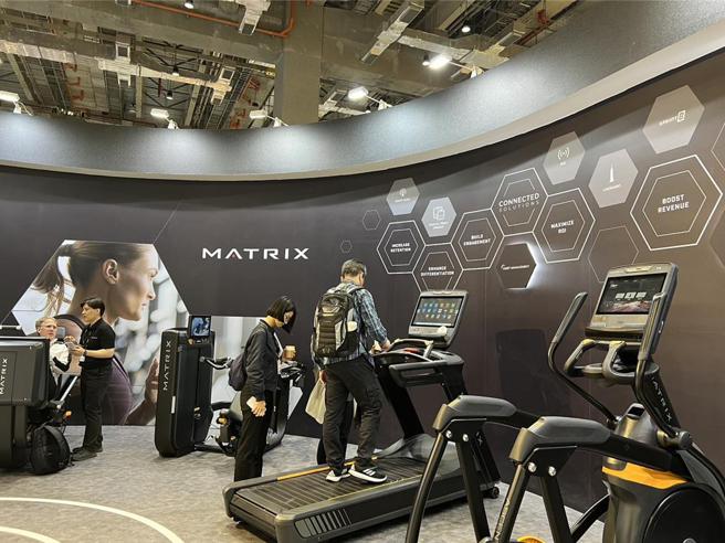 乔山6日在2024年TaiSPO展，首次同时展出旗下三大Fitness品牌- Matrix、Vision与Horizon的健身器材产品。图／乔山提供
