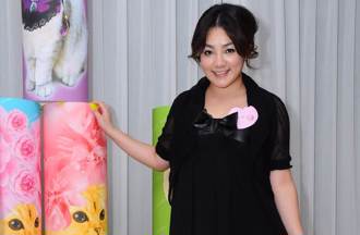 酒国名花认有金主「月入50万」 昔穷到剩12元 