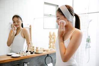 全球掀起「純淨保養」熱潮  愛地球也疼愛自己