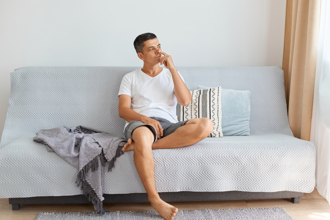 爱挖鼻孔藏3大健康风险 医：恐成强迫症