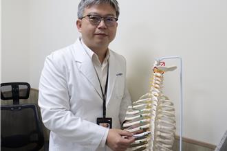 斷12根肋骨生不如死！ 醫用「鈦合金鋼板固定術」解地獄級疼痛