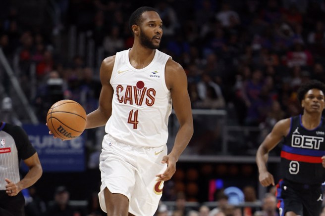 莫布利能否趕在季後賽開打前回歸還很難講。(路透資料照)