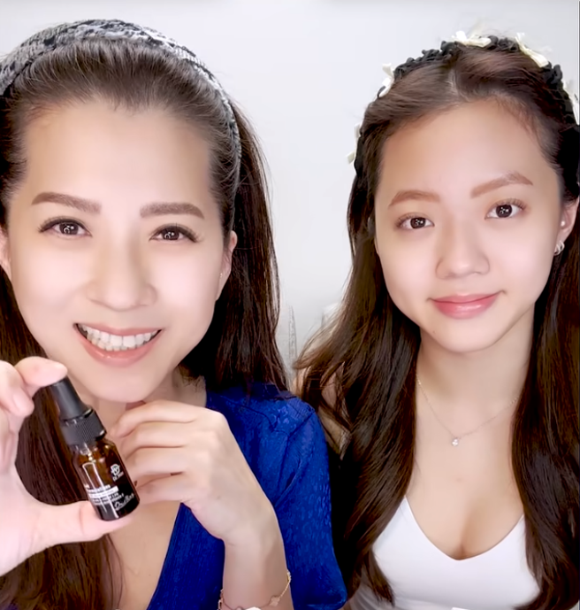 郭静纯和17岁女儿都有顏值和身材。（图／FB@郭静纯）