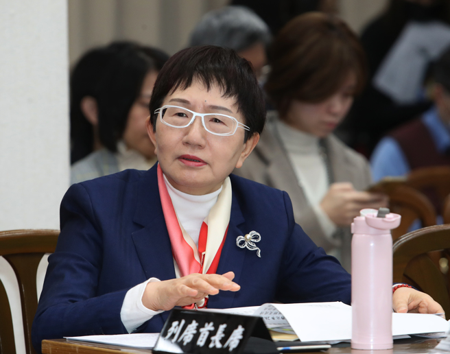 立法院財政委員會7日邀請財政部部長莊翠雲（圖）率所屬機關首長暨國營事業董事長、總經理(含各轉投資事業機構公股代表之董、監事)列席業務報告，並備質詢。（劉宗龍攝）