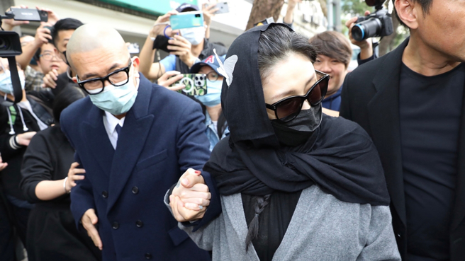 大S日前到小S公公許慶祥的靈堂，被質疑穿著透視裝。（圖／中時資料照片）