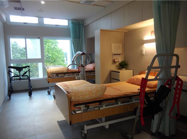 「鑫淼天使居」7日举行竣工典礼，内部设施齐全。（张铠乙摄）