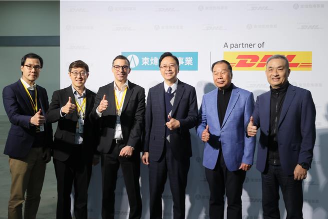投入近20亿元的桃园大园「东炜国际物流园区」于7日举行落成典礼。（东炜提供）