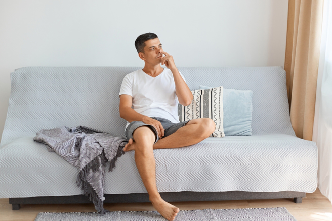 很多人喜欢挖鼻孔，看似无害的小动作，当心对健康产生负面影响。（示意图：shutterstock／达志）
