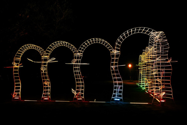 2024台灣燈會安平燈區作品《記憶底的顯像》。（圖／臺南市政府文化局提供）