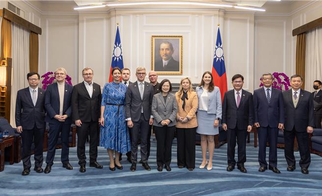 蔡英文总统7日接见「爱沙尼亚国会友台小组访问团」(总统府提供)