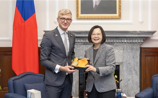  蔡英文总统7日接见「爱沙尼亚国会友台小组访问团」(总统府提供)