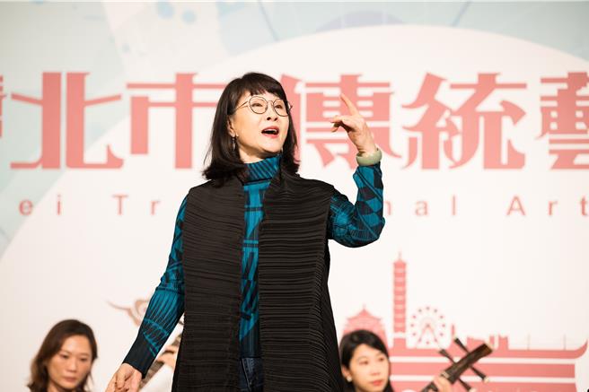 由台北市立国乐团主办的「台北市传统艺术季」（简称「传艺季」）开跑，为纪念台北市建城140周年，今年特别以「台北风彩」为活动主轴，邀请京剧名角魏海敏演出。（郭吉铨摄）