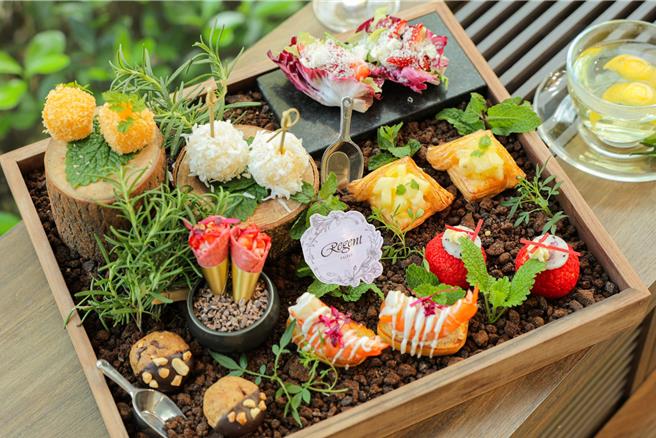 「Regent’s Garden 晶华花园午茶飨宴」让宾客能外带享用。（台北晶华酒店提供）
