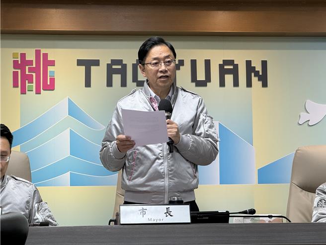 桃园市政府晚间宣布，除原有校园营养午餐之外，桃园市的社福机构、关怀据点、日照中心等供餐单位，即起禁用辣椒粉、咖哩粉及胡椒粉3个月。(蔡依珍摄)