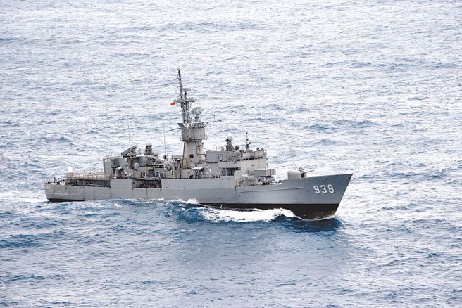 圖為我海軍編號938的寧陽艦。（軍聞社）