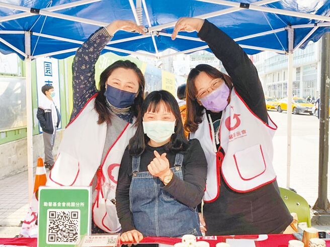 3月9日下午桃園遠百將與勵馨基金會合辦「家事商談駐點諮詢」。（遠百提供）