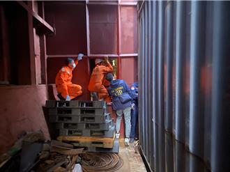 藉口要進高雄港修船    陸籍船長想走私7千萬私菸詭計遭破