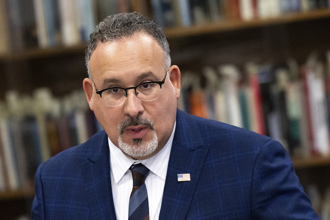 拜登發表國情咨文 「指定倖存者」是他！事先接受祕密訓練