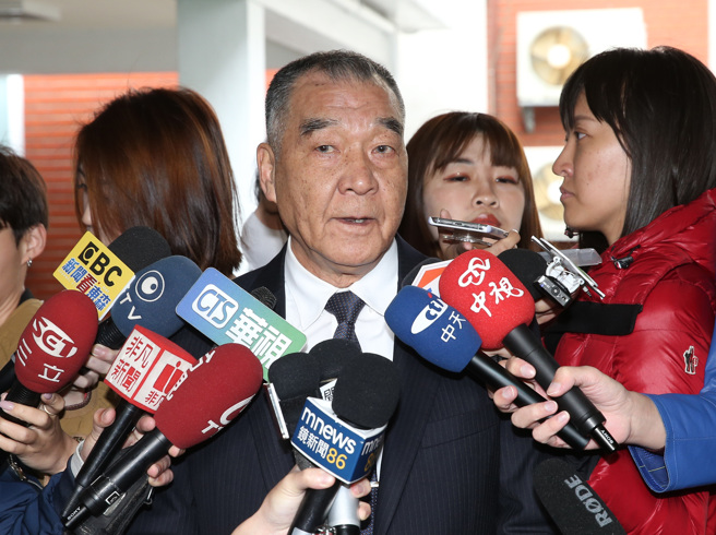 國防部長邱國正近日表示，國軍已更改「第一擊」界定，只要共軍航空器或海航的實體逾越界線，就視為第一擊，國軍就有權力對中共進行反制。（資料照／姚志平攝）