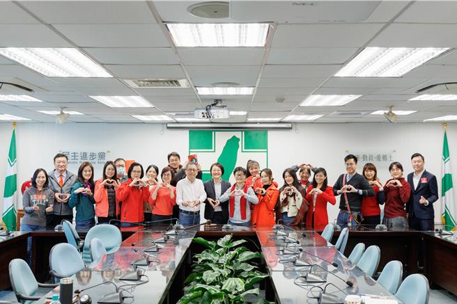 党部主管38齐上性骚扰防治课程 杨懿珊：性别平等内化成民进党文化。民进党提供