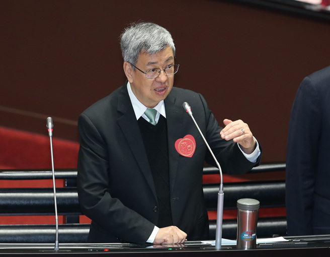 行政院长陈建仁8日在立法院答询。（姚志平摄）