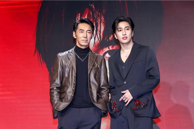 婁峻碩8日舉行新專輯《RISE》發片記者會，邀來李李仁到場祝賀。（羅永銘攝）