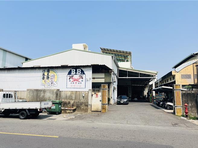 在台南市南区安平工业区内的慈光食品公司生产BB美美辣酱，业者强调这款产品并无添加苏丹红工业染料。（慈光食品公司提供／程炳璋台南传真）